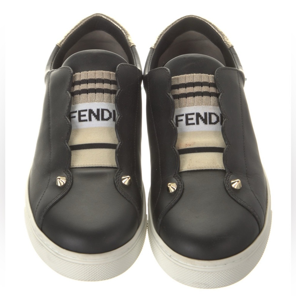 Fendi Black Leather Low-Top Sneakers with Beige Logo Knit